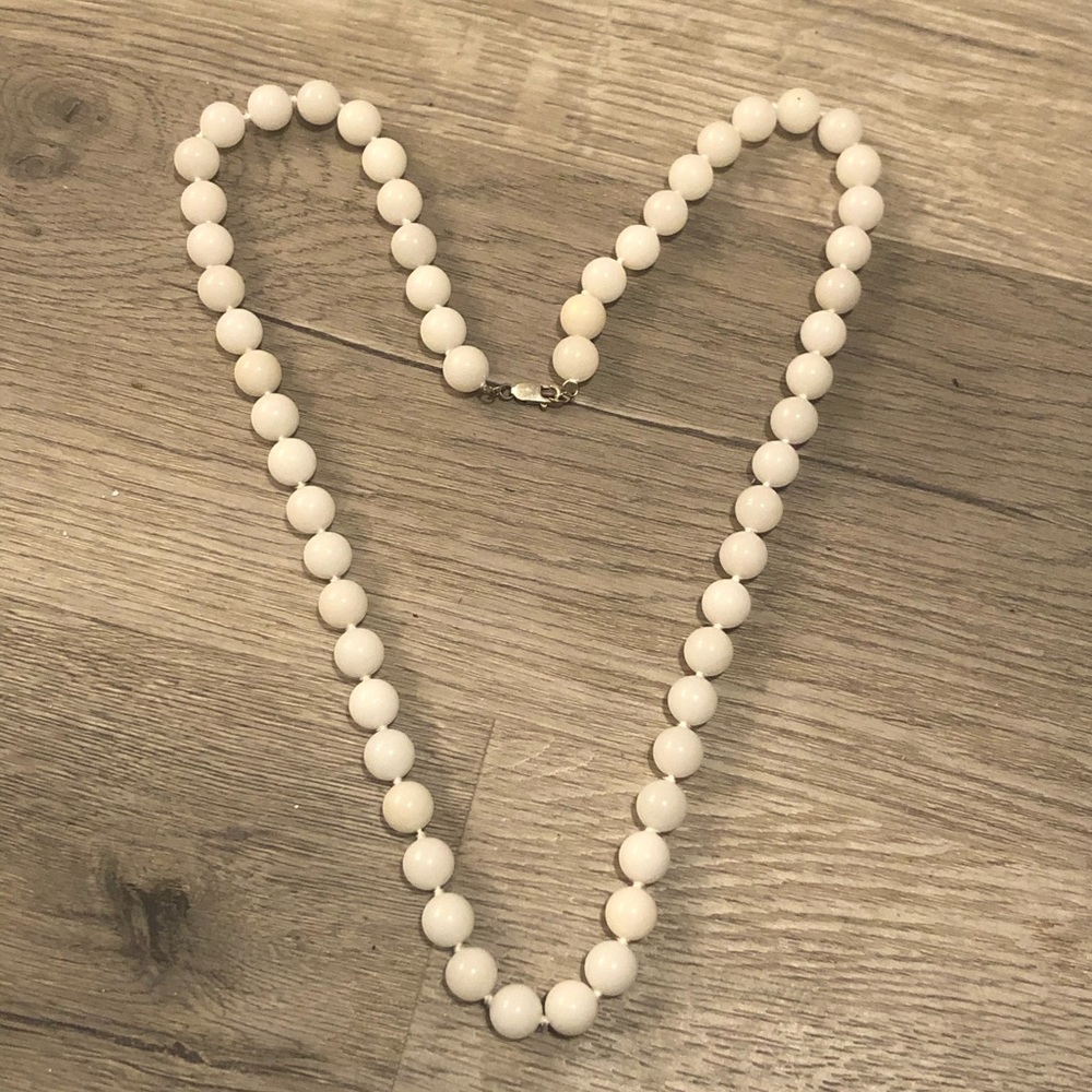 White quartz necklace